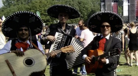 Leukste brassband, percussieband